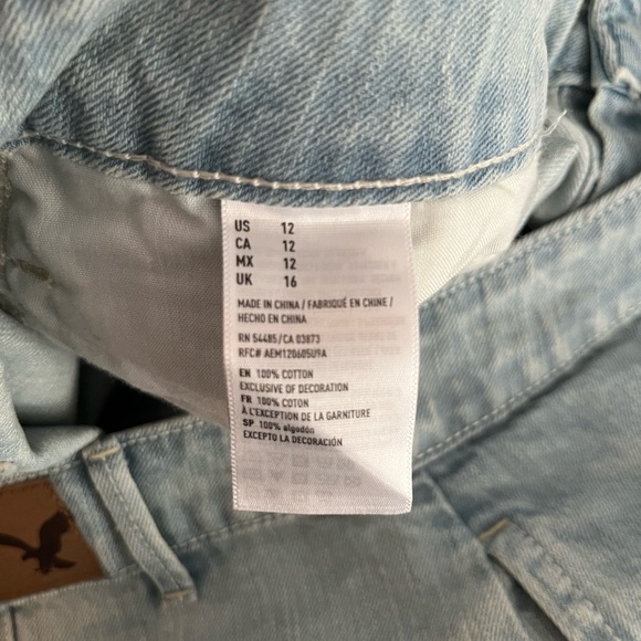 NWT American Eagle AE Light Wash Fringe Denim Button Skirt - Picture 7 of 9